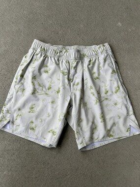 Legends Men’s Performance Athletic Shorts Size S Gray White Training Gym